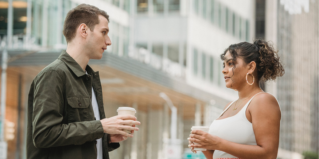 10 Tipps Für Den Erfolgreichen Small Talk | CBS